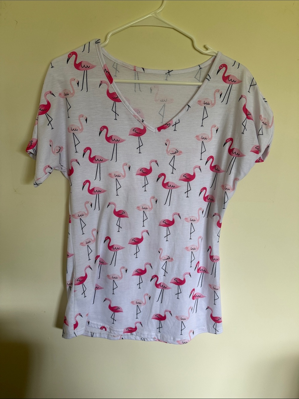 Tickled Teal Women’s White V-Neck Flamingo Print Top - Pink Pattern